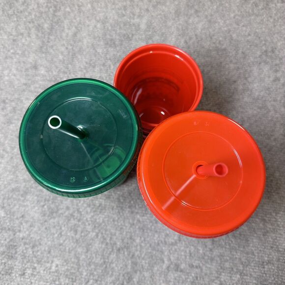 Set Of 2 STARBUCKS HOLIDAY CUPS TUMBLER LID & STRAW 24 oz 2020 Poinsettia - Picture 7 of 7